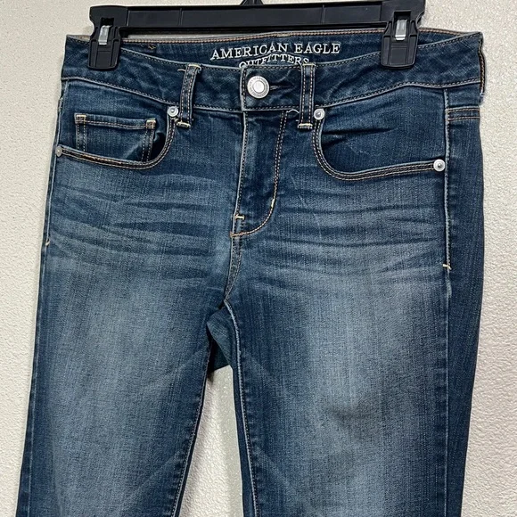 American Eagle Outfitters Women's Dark Indigo Skinny Jeans - Picture 2 of 6